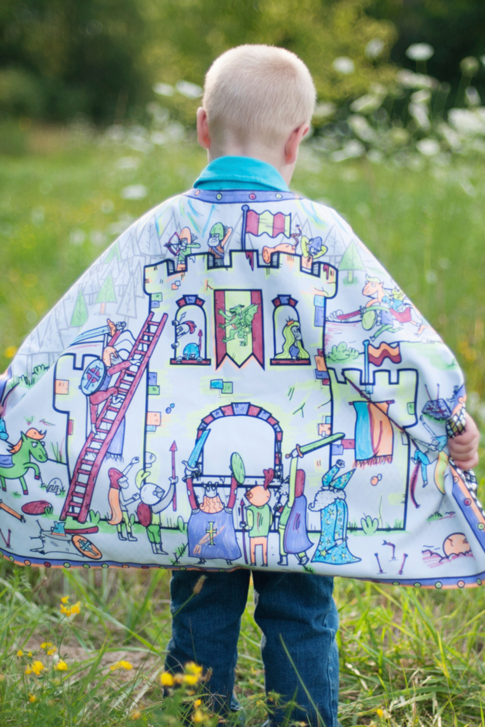 Colour a Cape - Knight - with Marker Set (7 pcs)