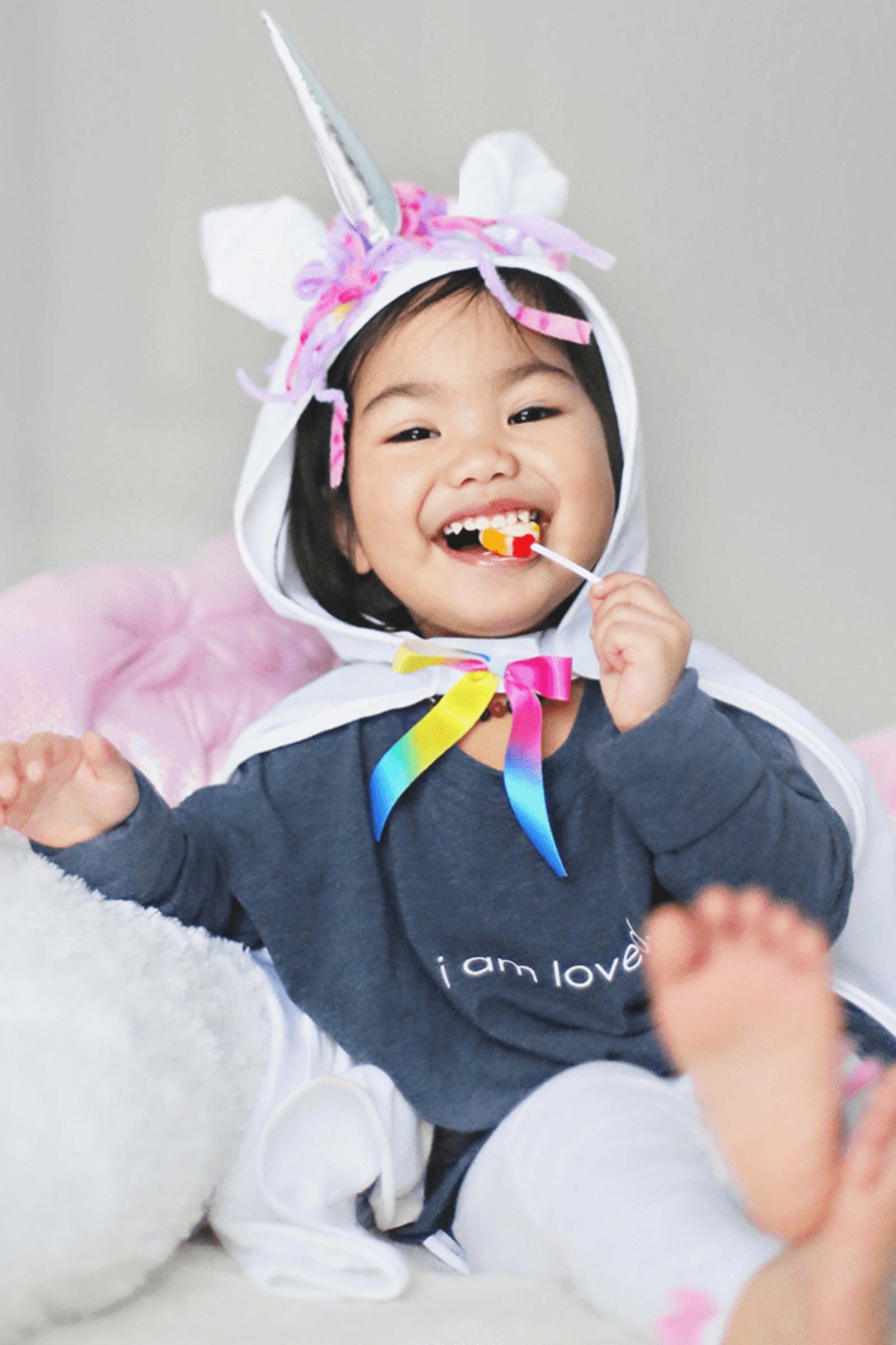 Toddler Unicorn Cape, White
