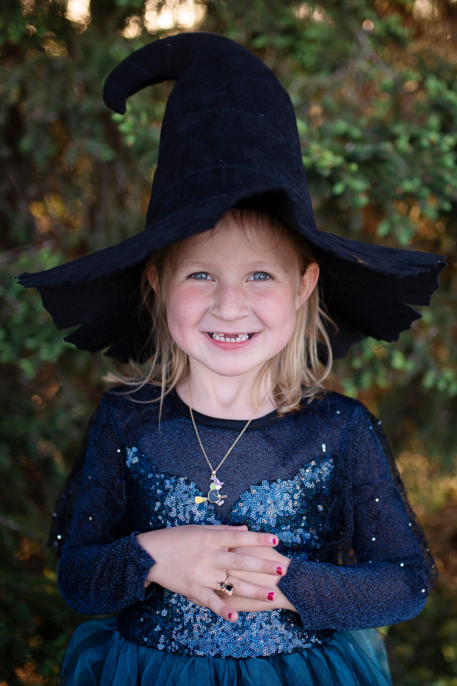 Mighty Witch Hat, Black