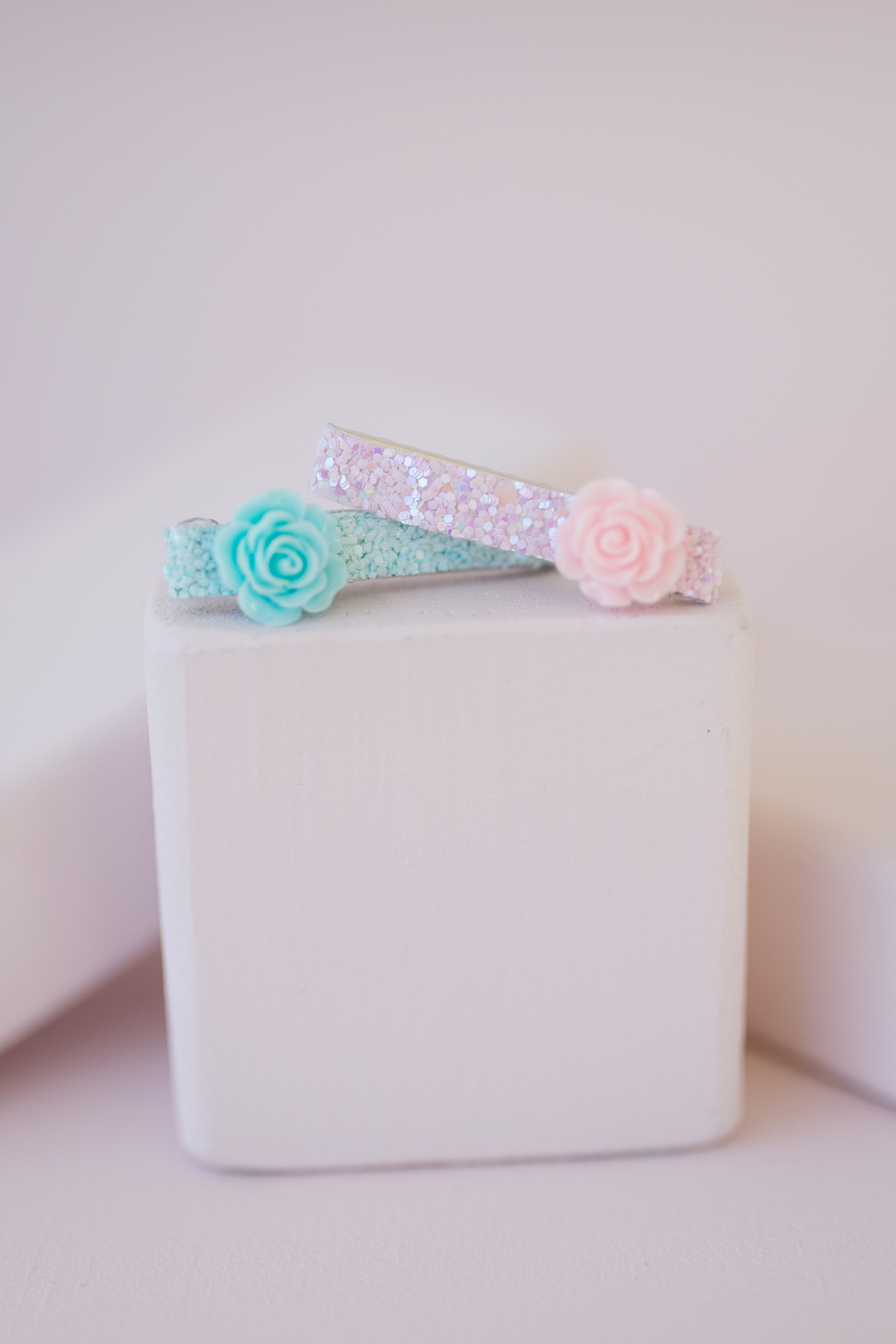 Boutique Glitter Rosette Hairclip Set (2 pcs)