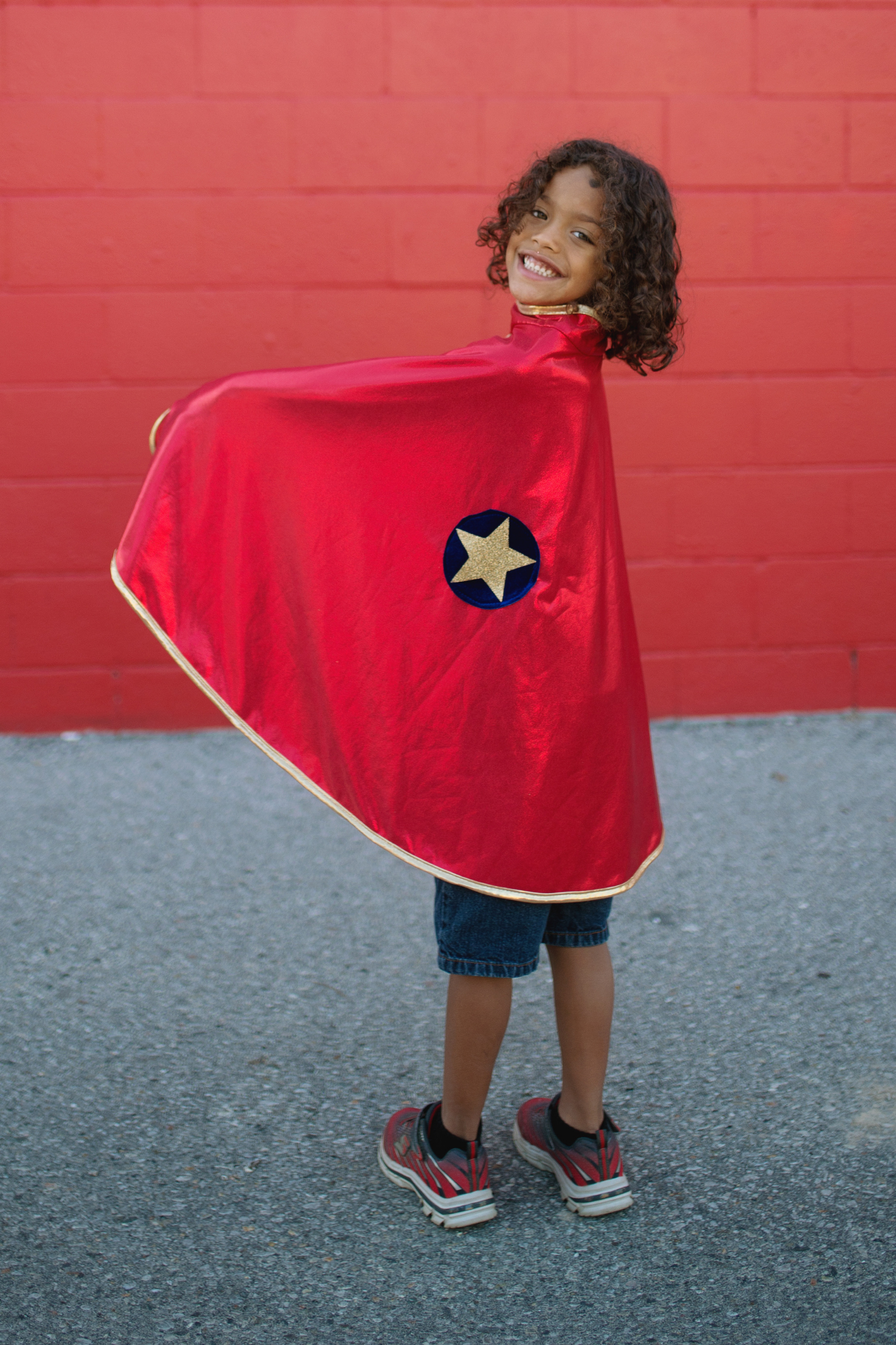 Reversible Wonder Cape, Red/Gold