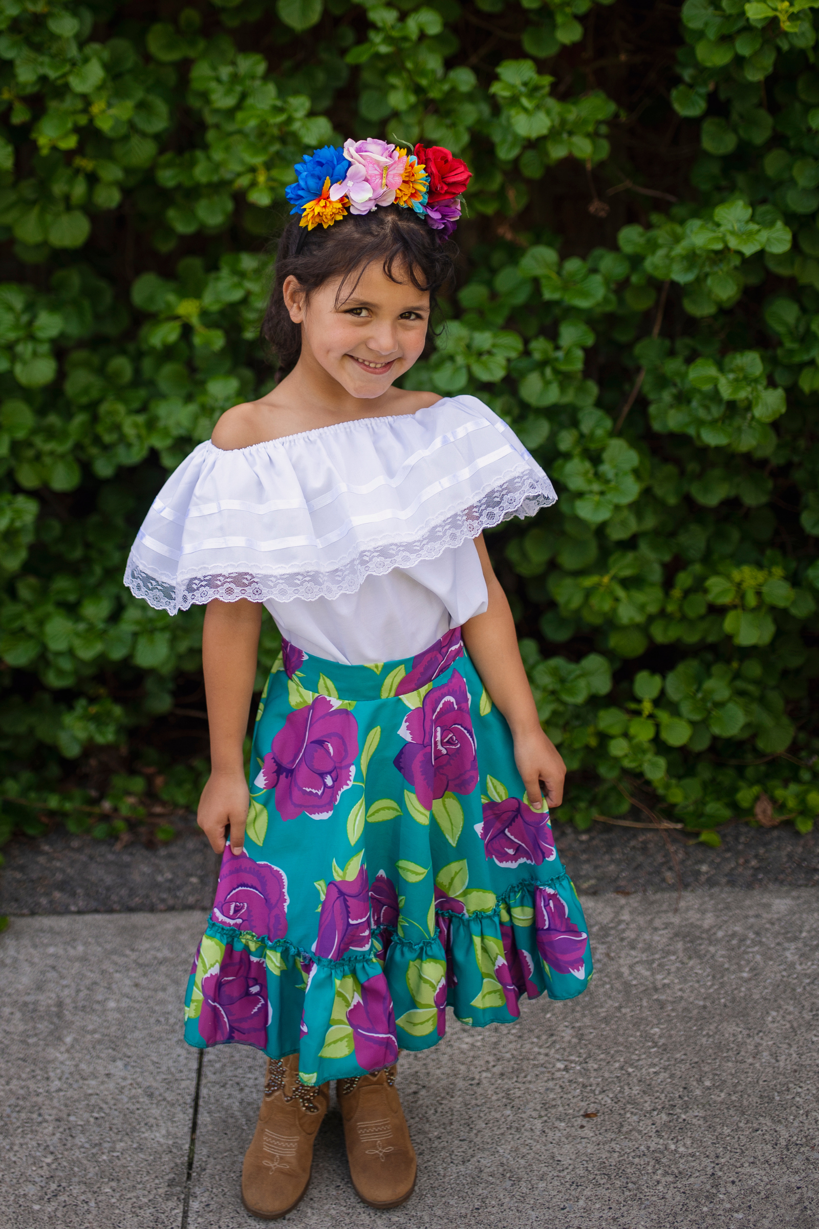 Frida l'artiste, chemise, jupe et coiffe