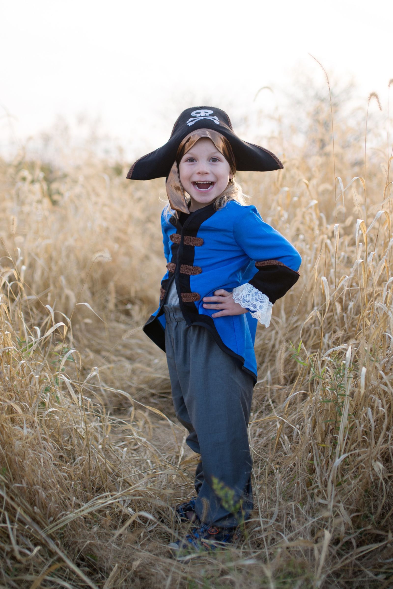 Pirate corsaire - Veste, pantalon et chapeau