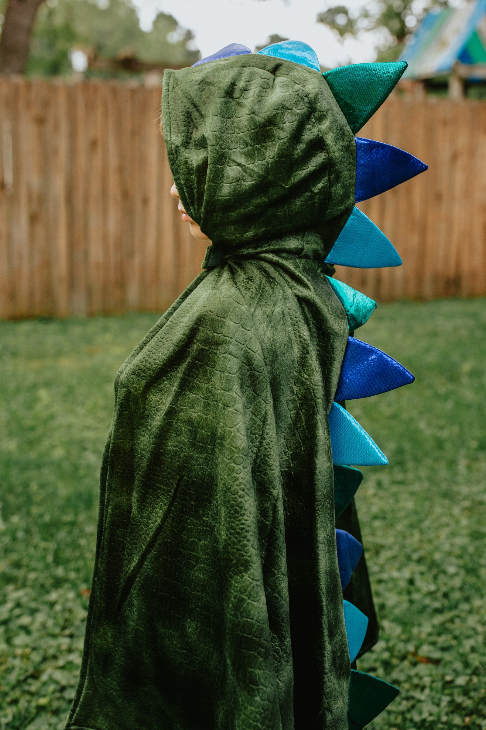 Dragon Cape with Claws, Green