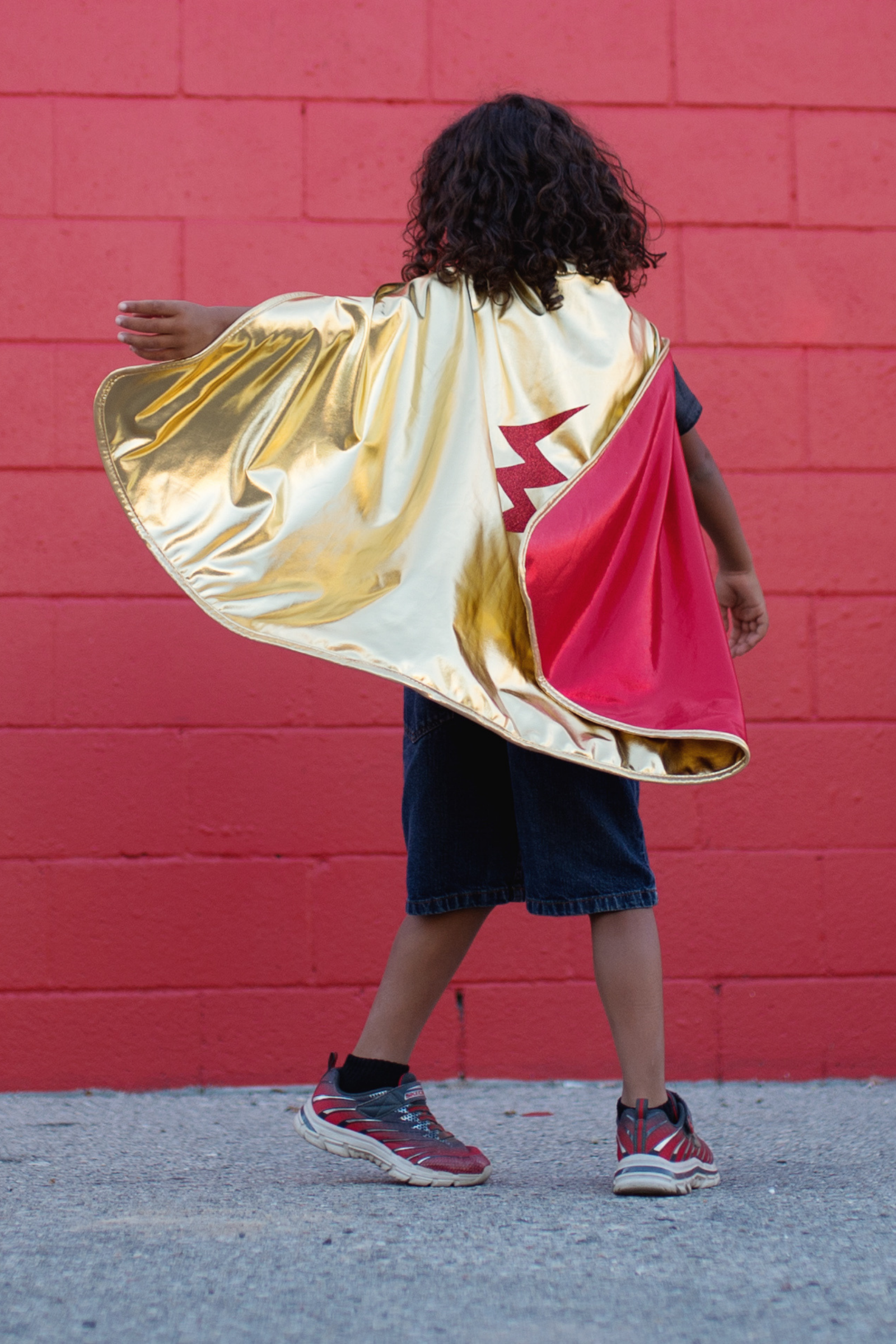 Reversible Wonder Cape, Red/Gold
