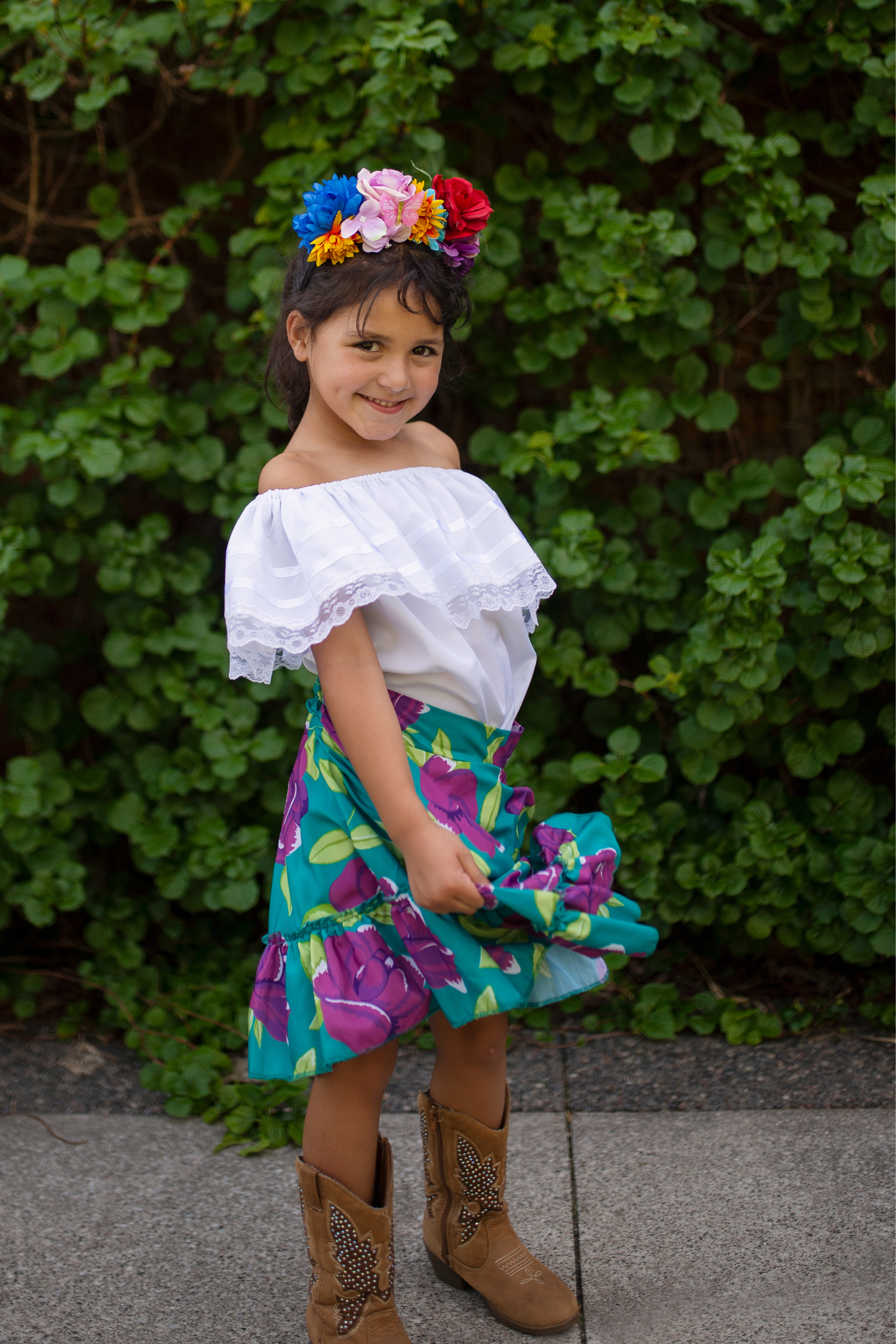 Frida l'artiste, chemise, jupe et coiffe