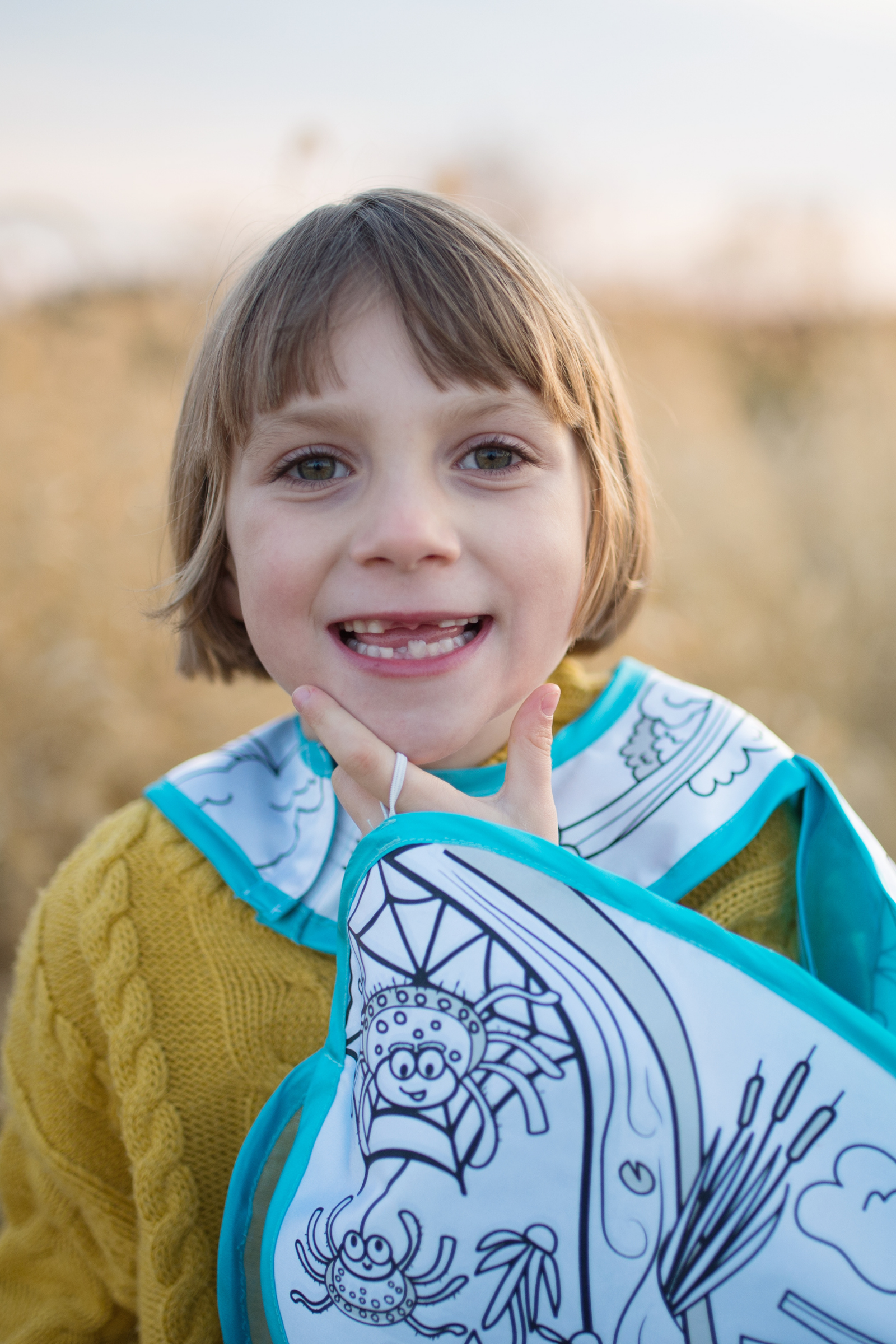 Colour a Cape - Dragonfly - with Marker Set (7 pcs)