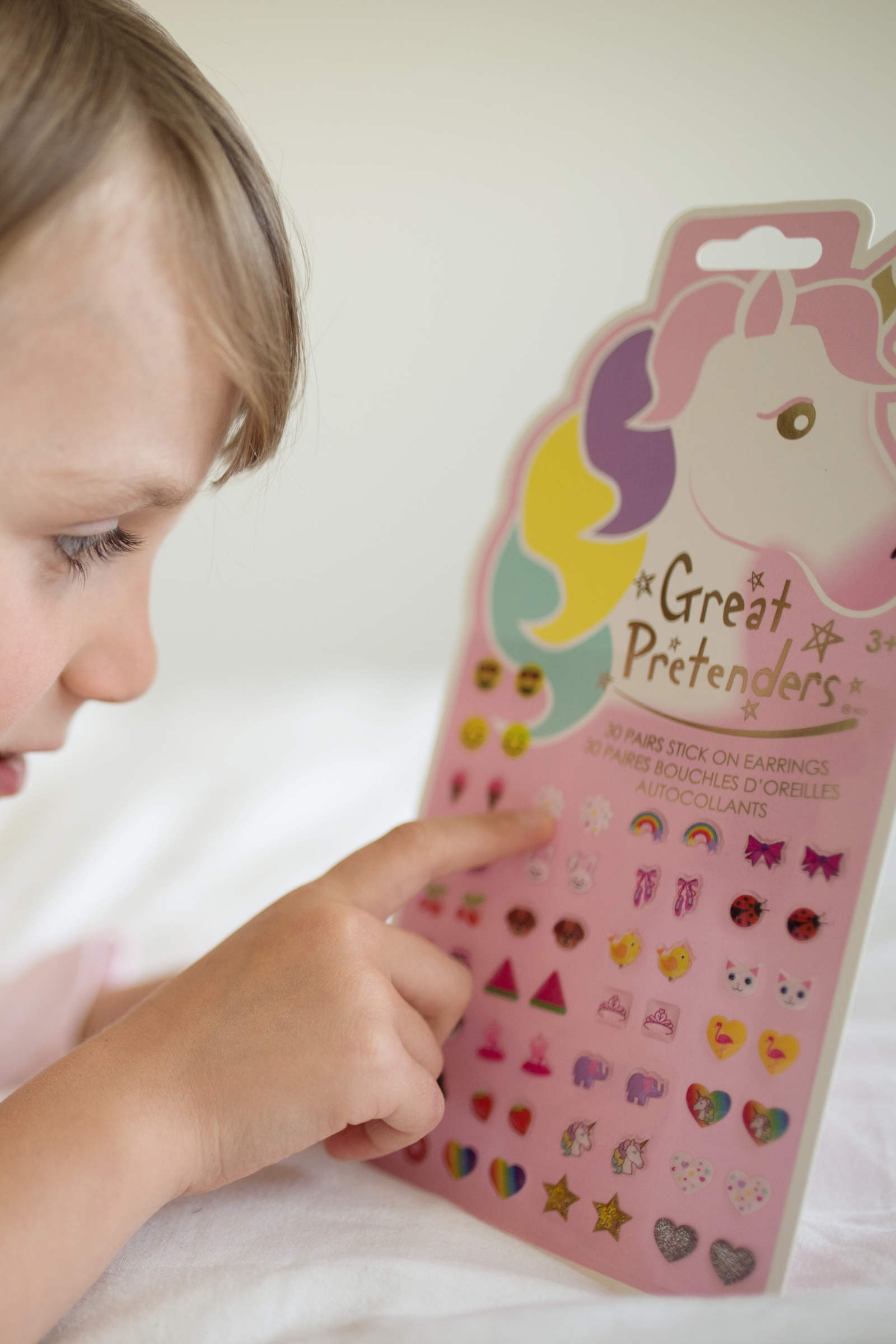 Unicorn Stick-on Earrings (30 pairs)