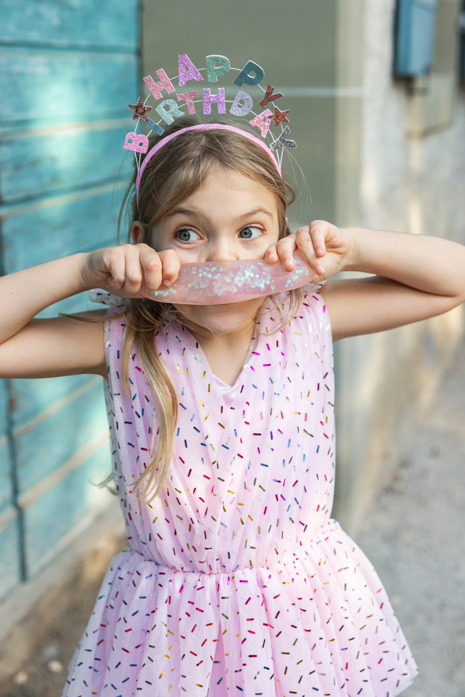 Glitterally Amazing Squishy Balls, 5 colours assorted