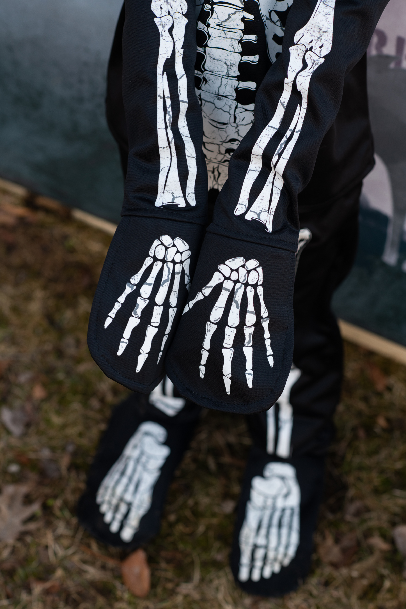 Glow in the Dark Skeleton Shirt with Pant & Mask