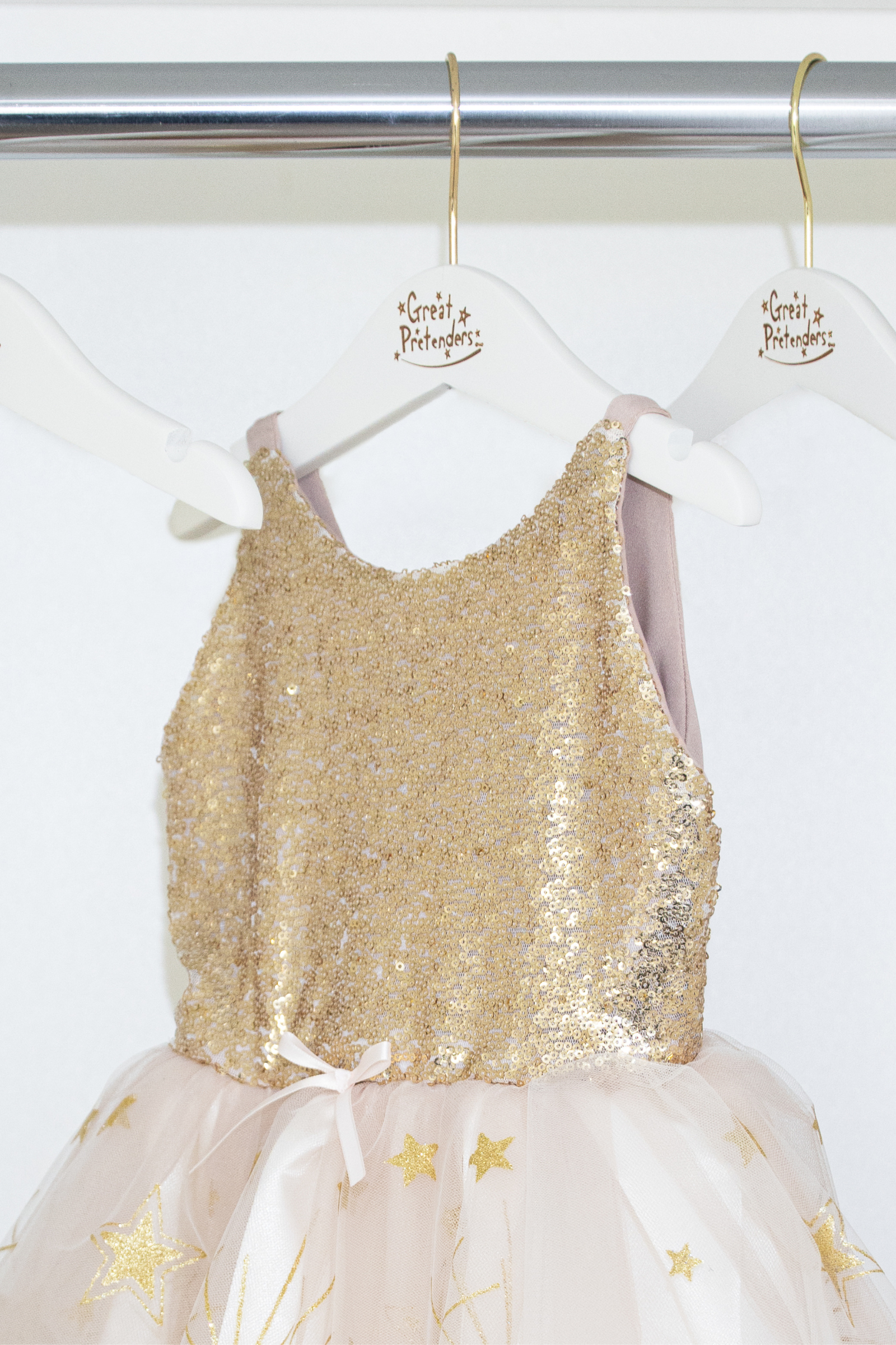 Cintre luxe en bois - blanc - gravé paillettes or