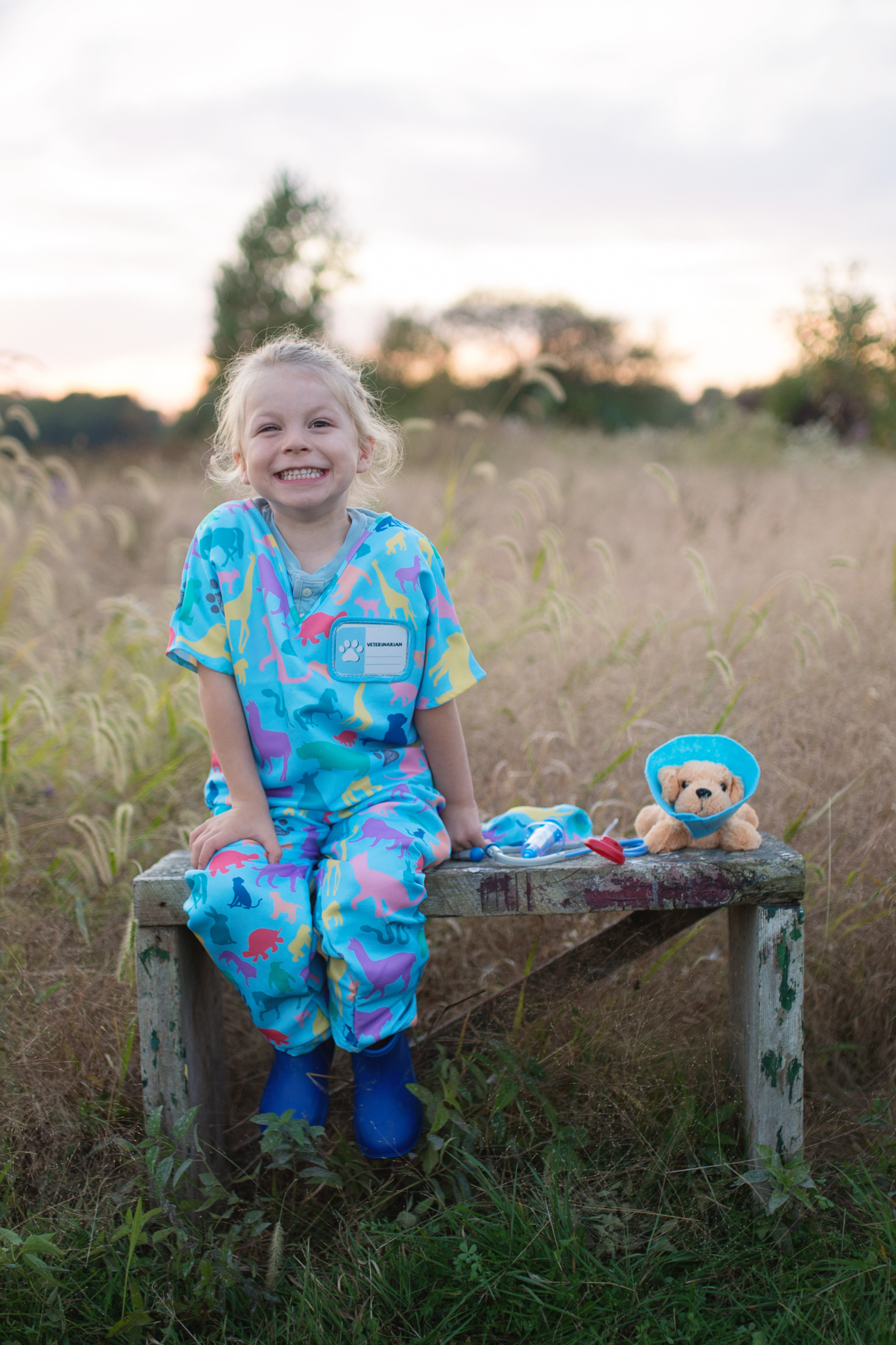 Veterinarian Scrubs with Accessories